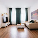 Family Apartman *