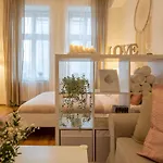 Family Apartman